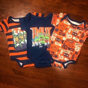 0-3 Month Ninja Turtles TMNT 3 piece Onesie Set